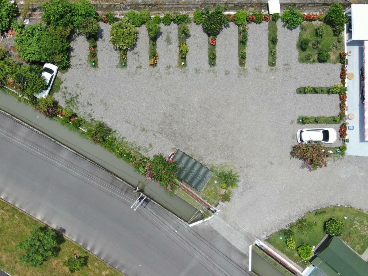 冬山閒雲居民宿 Dongshan  Exterior foto